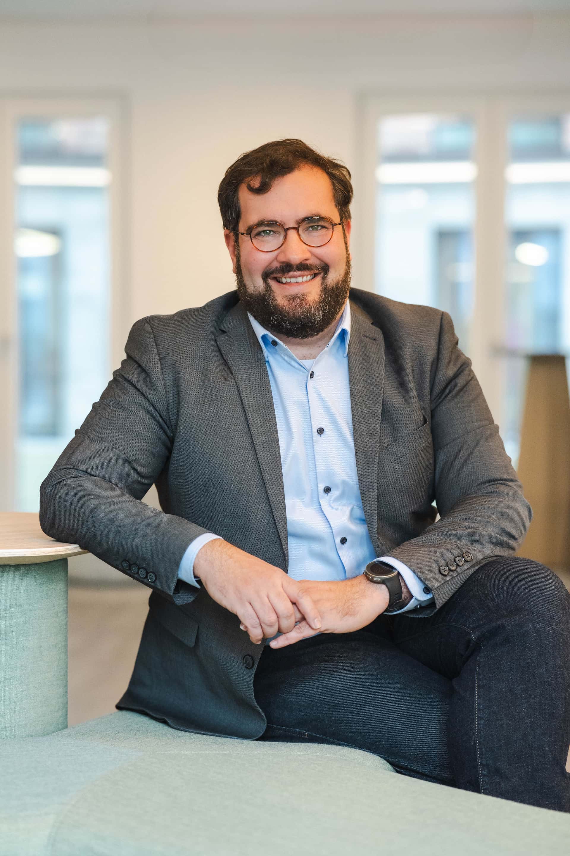 Dr. Georg Loscher